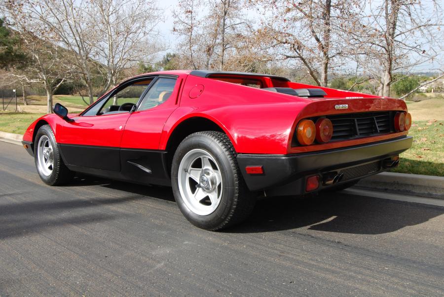  Ferrari 512 BBi 1983 года  (фото 10 из 17)